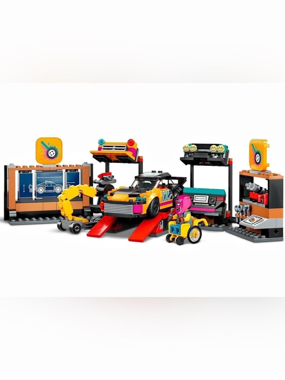 LEGO Custom Car Garage 60389 City Building Set retired